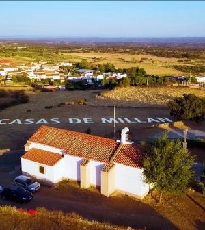 visitar 	Casas de Millán